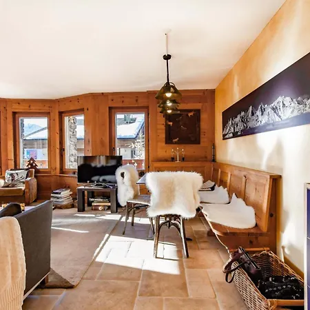 Spacious 2 Bedroom Close To The Sports Centre *